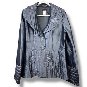 Vintage Design Today's 1990s Iridescent Grey Quilted Embroidered Floral Jacket